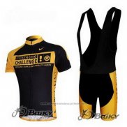 2009 Maillot Cyclisme Livestrong Jaune et Noir Manches Courtes et Cuissard